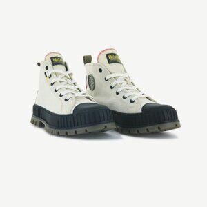 Palladium High-top white boot